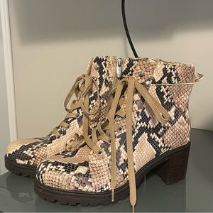 Vince Camuto Lace up Snakeskin boots
